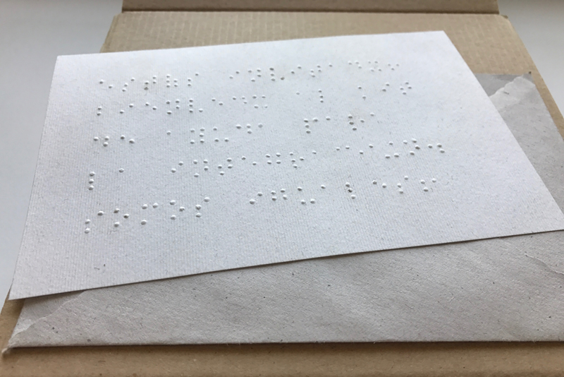 Braille invitation konsu llorente